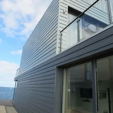 Marina & Strand Feriehus *